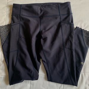 Lululemon tight stuff leggings - size 8
